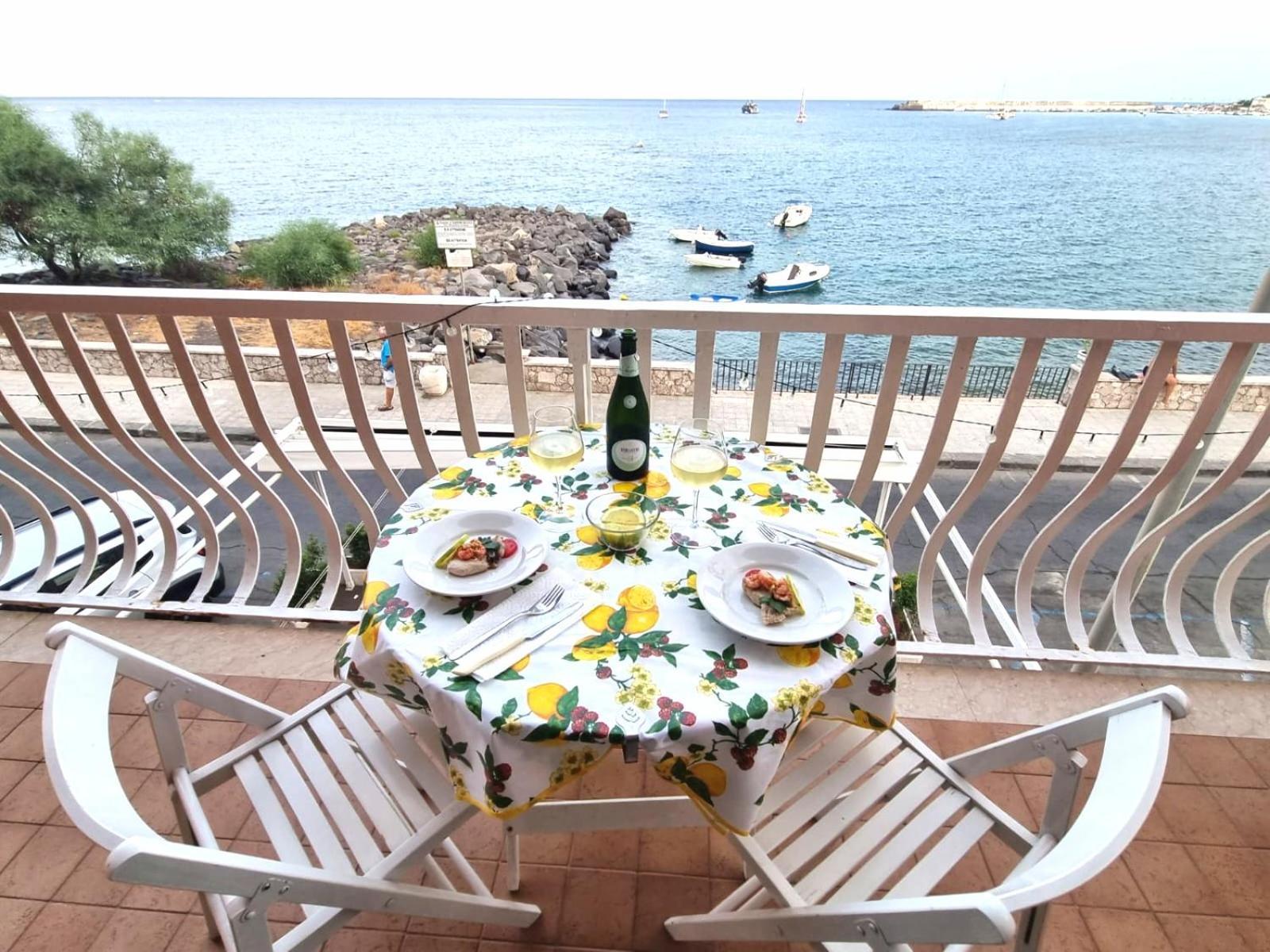Super Panorama & Astonishing Apartment Seaview Giardini Naxos Eksteriør bilde