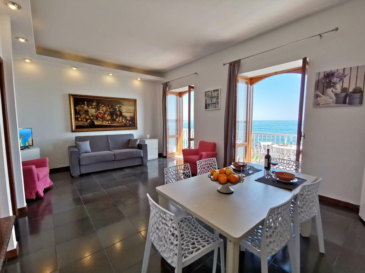 Super Panorama & Astonishing Apartment Seaview Giardini Naxos Eksteriør bilde